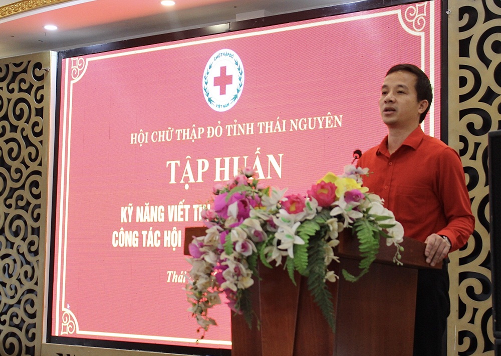 Ông Phạm Quang Sáng – Phó Chủ tịch Hội Chữ thập đỏ tỉnh Thái Nguyên phát biểu tại chương trình
